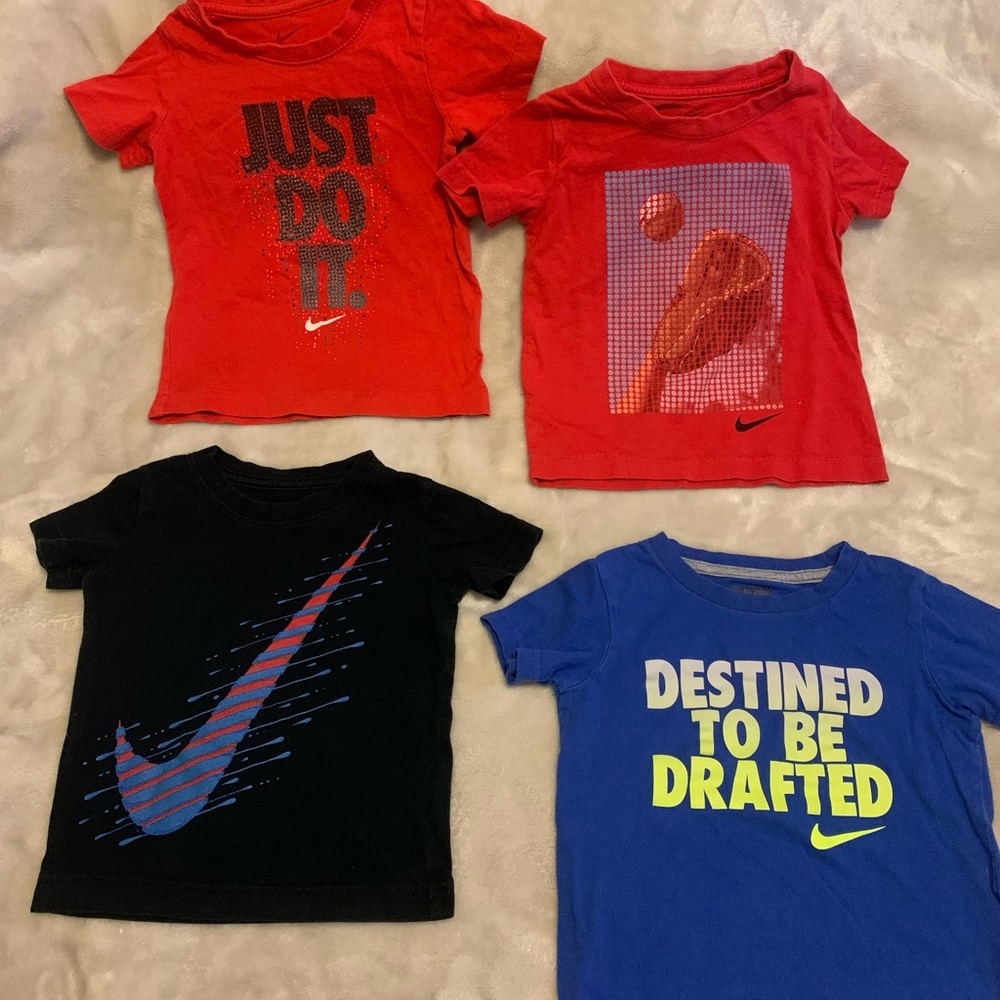 Lot of Nike t-shirts (2) 2t (2) 3t